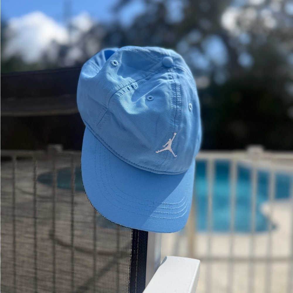 Nike Air Jordan Youth Club Cap University Blue Jumpman Adjustable Dad Hat